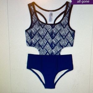 Girls size 14 bathing suit 1 piece